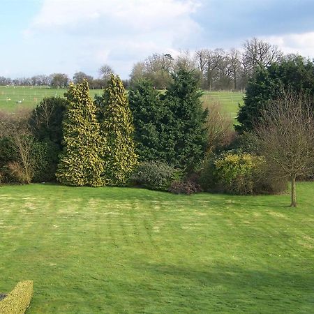 Lodge Farm Bed & Breakfast Hitchin Exterior photo
